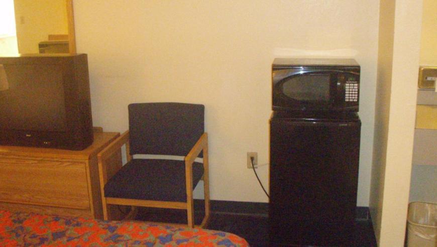 Pawnee Inn Wichita Room photo