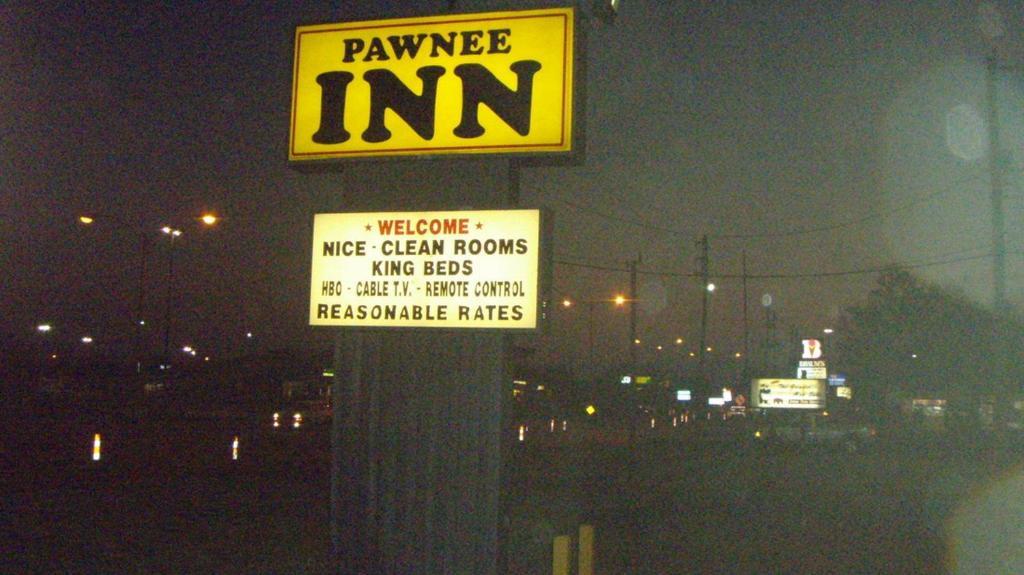 Pawnee Inn Wichita Exterior photo